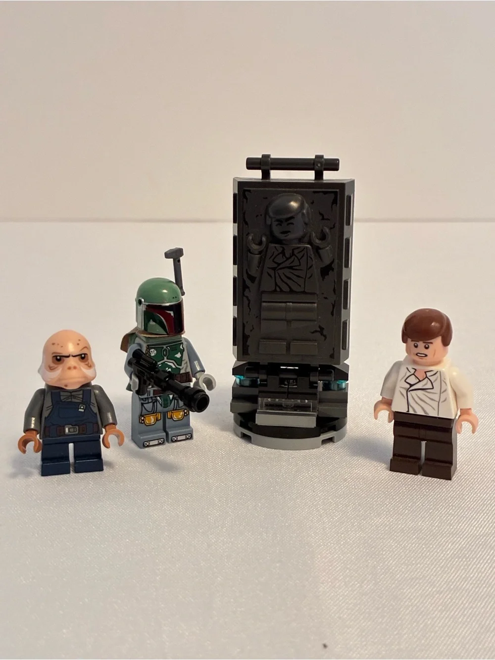 Lego Star Wars Carbon-Freezing Chamber #75137 Retired